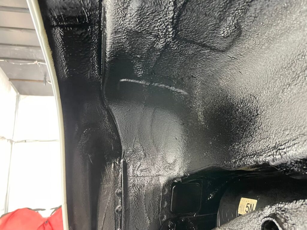 ジムニー
アンダーコート
コーティング
富山市
カラクル
錆防止